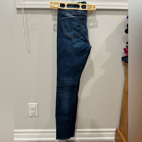 Silver Jeans- Suki, Mid rise, super skinny. W26/L31. Excellent Condition. - Picture 3 of 3